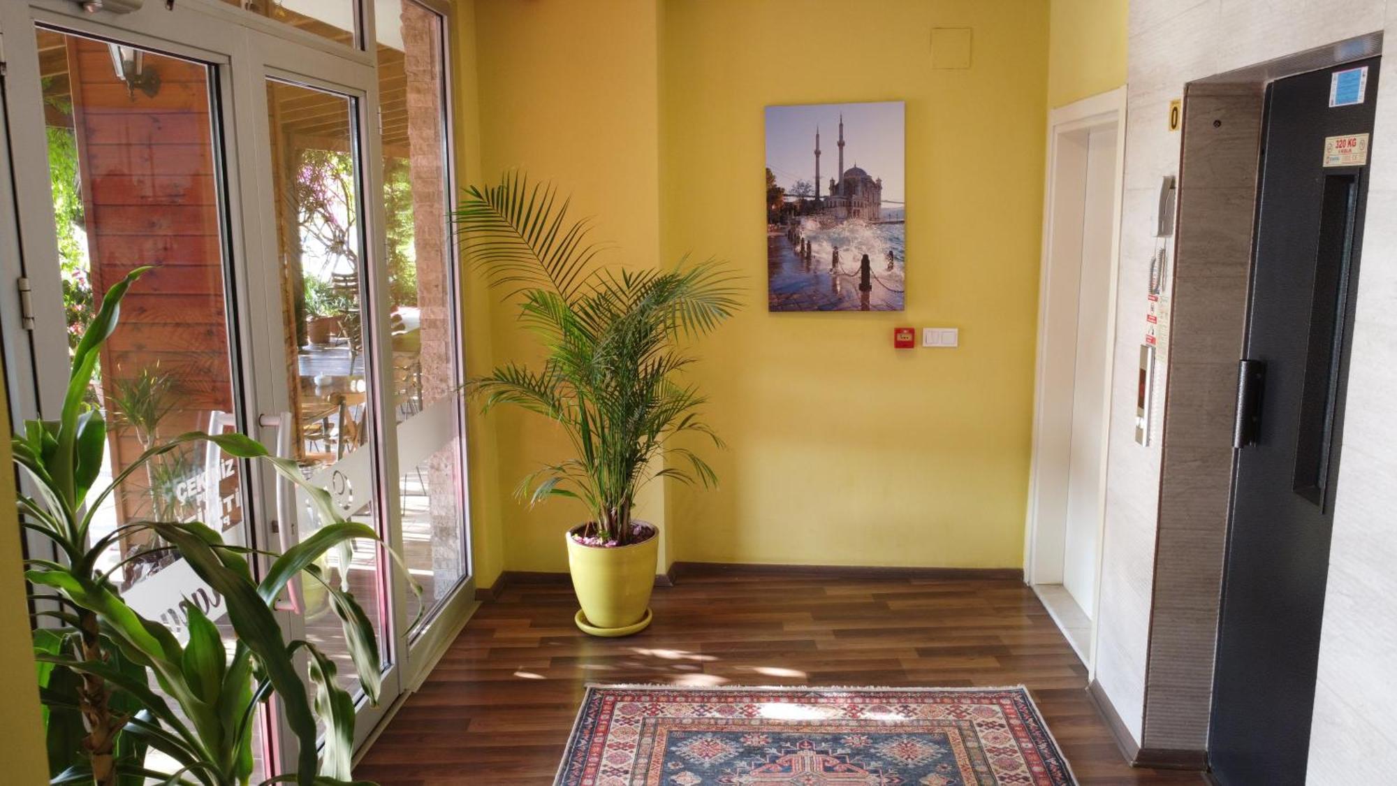 Karacan Park - Airport Otel 3*